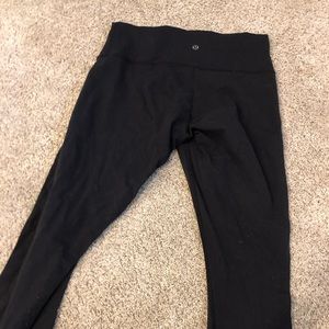 Black lululemon leggings